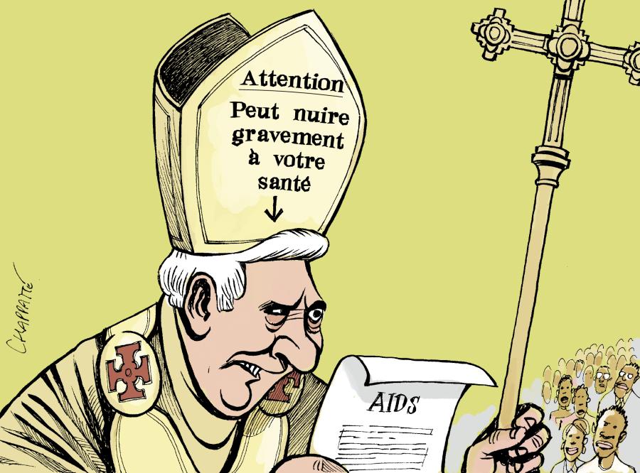 Benoit XVI et la capote Benoit XVI et la capote