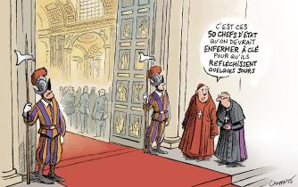Après l'enterrement du pape